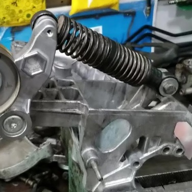 Амортизатор натягувача ременя генератора