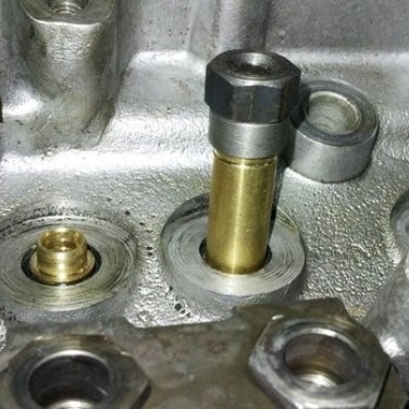 Напрямна клапана