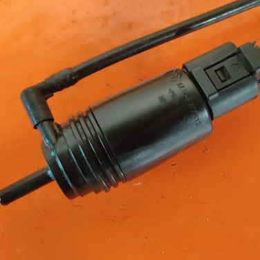 Насос омивача