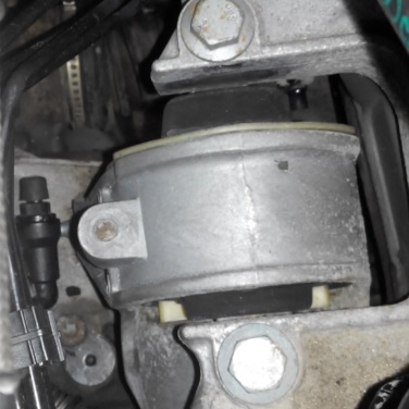 Подушка коробки передач (опора КПП)