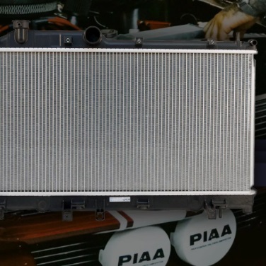 Радіатор охолодження двигуна